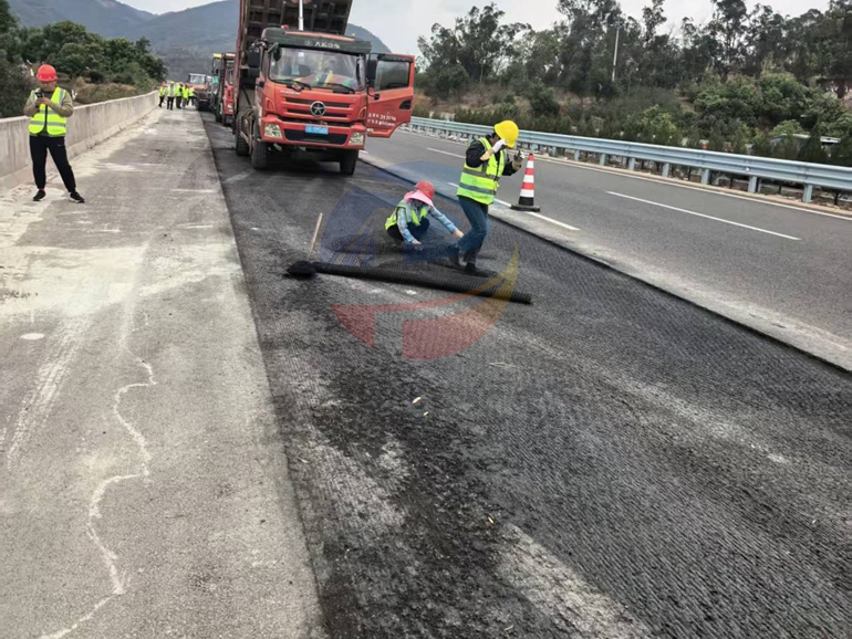 高速公路路面病害处理